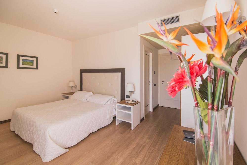 Demidoff Country Resort Пратоліно Екстер'єр фото