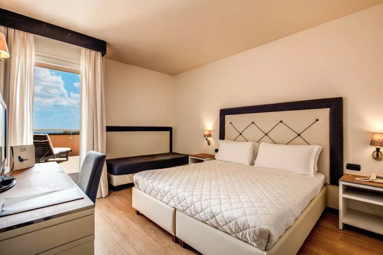 Demidoff Country Resort Пратоліно Екстер'єр фото