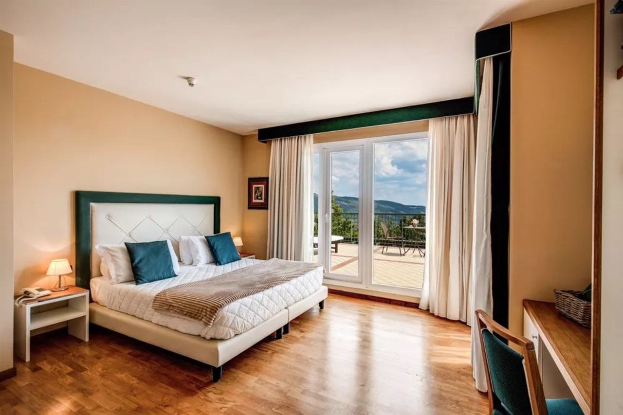 Demidoff Country Resort Пратоліно Екстер'єр фото